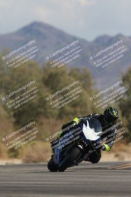 media/Oct-13-2025-Moto Forza (Mon) [[a66d839500]]/2-A Group/Session 4 Turn 7/